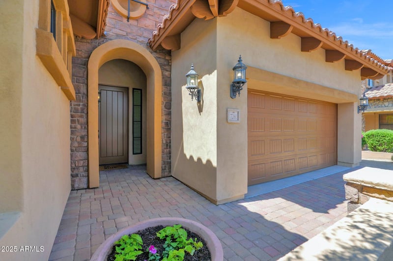 7261 Norland St, Mesa, AZ 85207