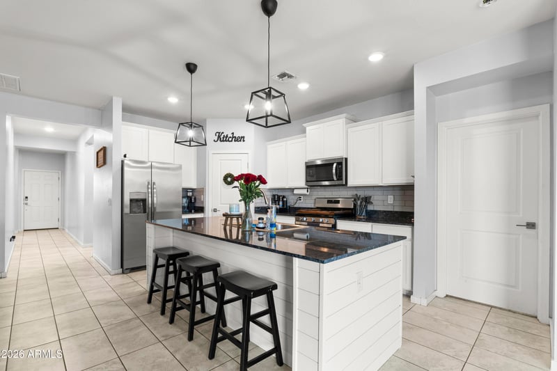 7262 Mallard Ct, San Tan Valley, AZ 85143