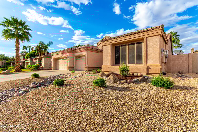 7262 Firebird Dr, Glendale, AZ 85308