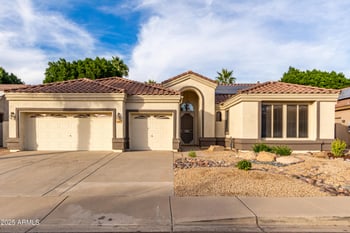 7262 Firebird Dr, Glendale, AZ 85308