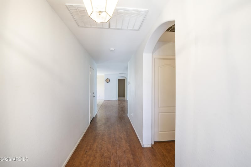 7264 Cactus Wren Dr, Glendale, AZ 85303