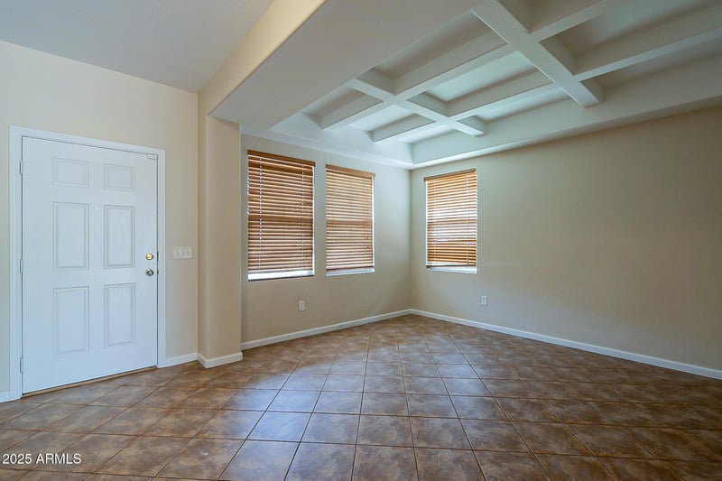 7265 Gardenia Ave, Glendale, AZ 85303