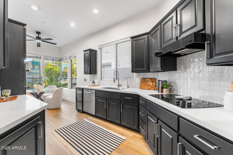 7266 Del Acero Dr, Scottsdale, AZ 85258