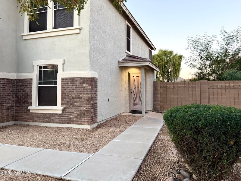 7266 Gardenia Ave, Glendale, AZ 85303