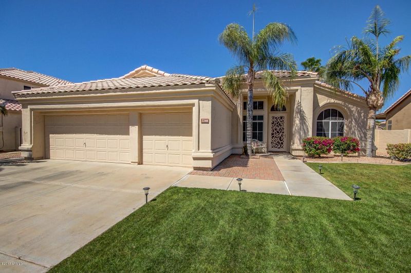 7266 W Williams Dr, Glendale, AZ 85310