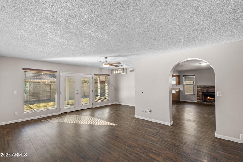 7267 W Charter Oak Rd, Peoria, AZ 85381