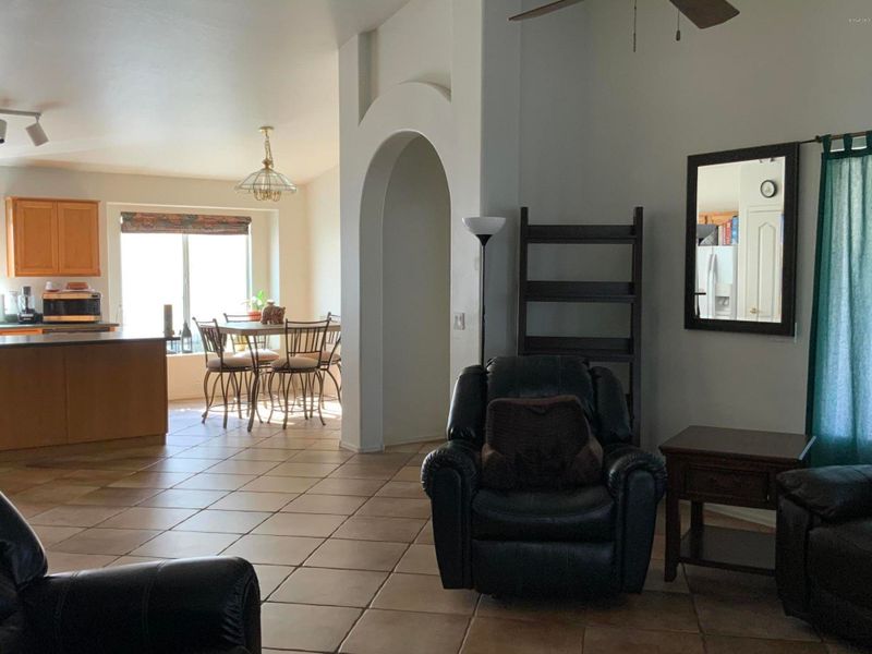 7268 S Roberts Rd, Tempe, AZ 85283