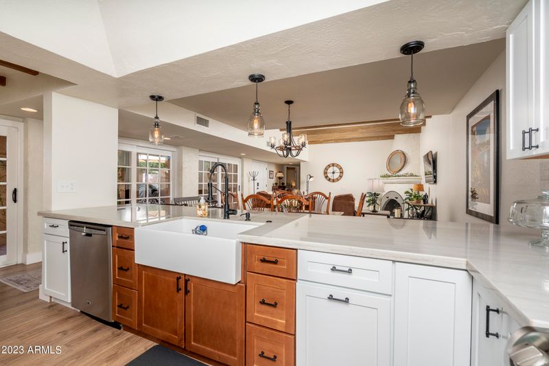 7269 E Loma Ln, Scottsdale, AZ 85258