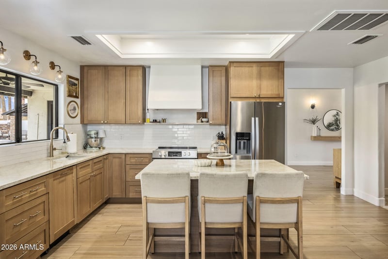 727 E Kings Ave, Phoenix, AZ 85022