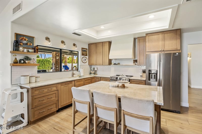 727 E Kings Ave, Phoenix, AZ 85022