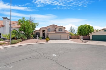 727 Mendoza Cir, Mesa, AZ 85210