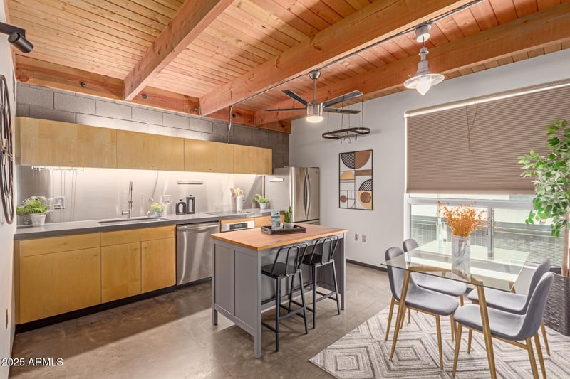 727 Portland St #3, Phoenix, AZ 85006