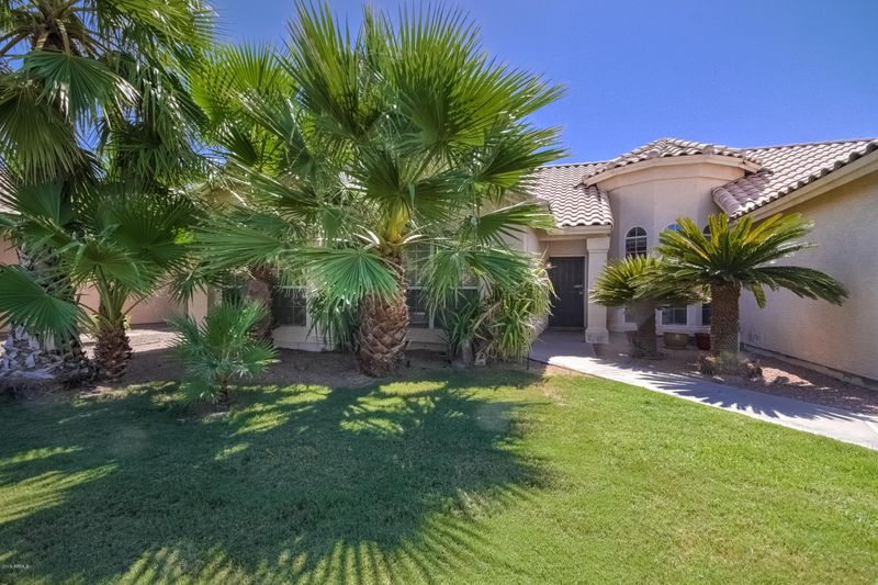 727 S Cholla St, Gilbert, AZ 85233