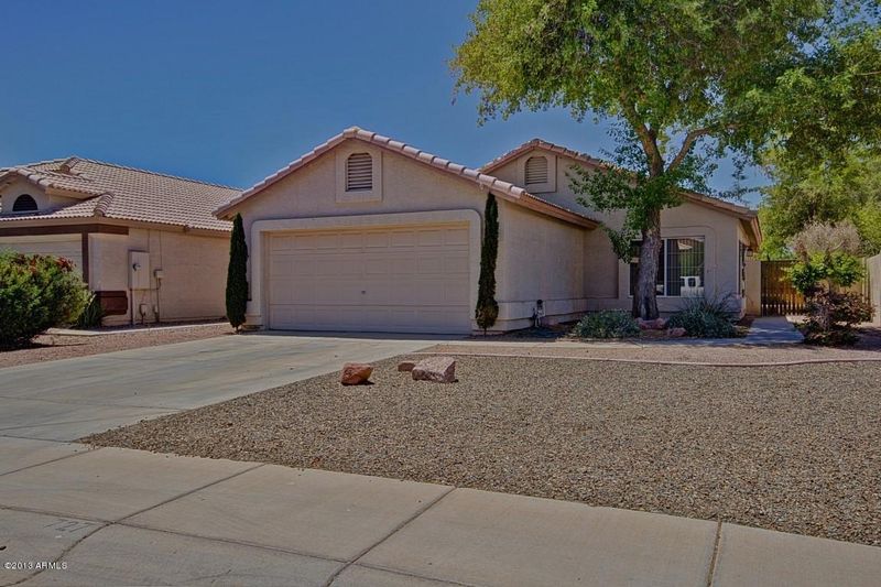 727 W Constitution Dr, Gilbert, AZ 85233