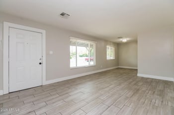 727 W Flint St, Chandler, AZ 85225