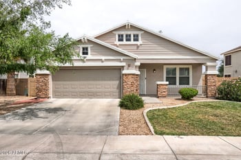 7270 Gardenia Ave, Glendale, AZ 85303