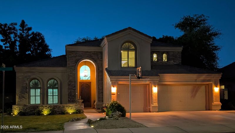 7272 W Crystal Rd, Glendale, AZ 85308