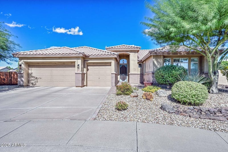 7274 Donald Dr, Glendale, AZ 85310