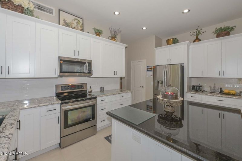 7275 W Crystal Rd, Glendale, AZ 85308
