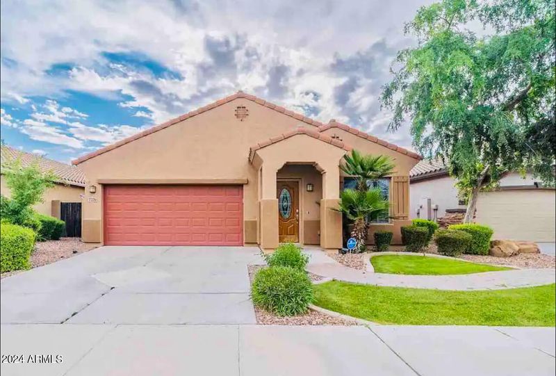 7276 N 90th Ln, Glendale, AZ 85305