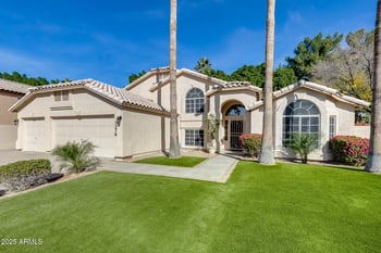 7276 Oraibi Dr, Glendale, AZ 85308