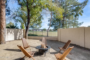 7276 Oraibi Dr, Glendale, AZ 85308