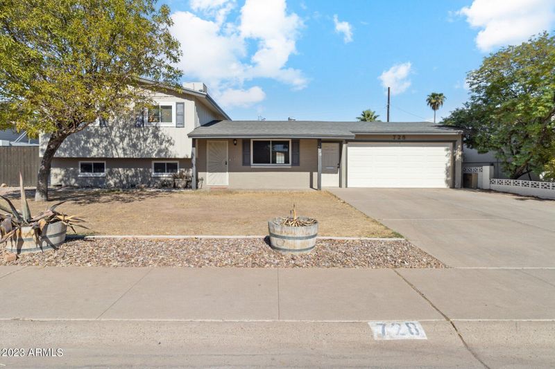 728 E Papago Dr, Tempe, AZ 85288