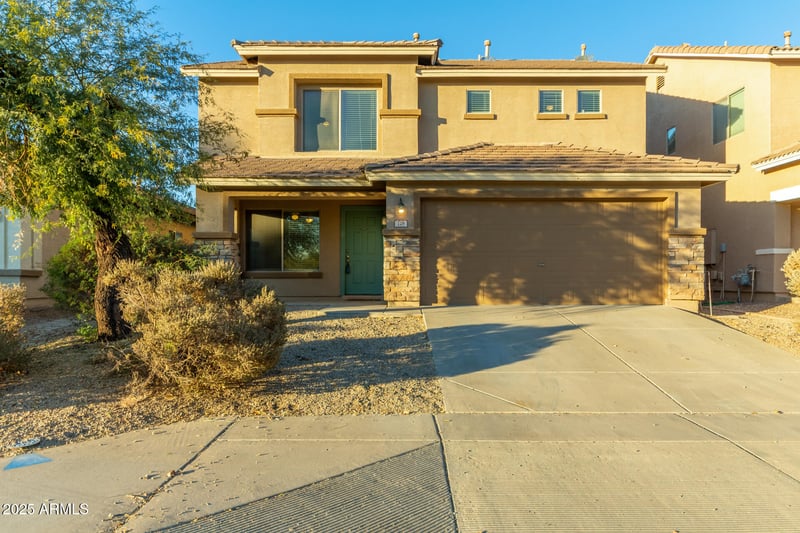 728 Payton St, San Tan Valley, AZ 85140