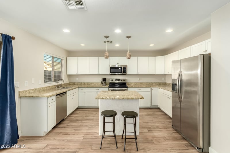 728 Payton St, San Tan Valley, AZ 85140