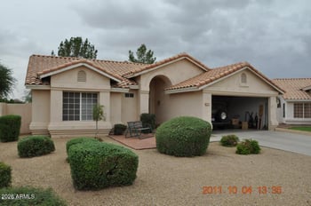 7283 Tina Ln, Glendale, AZ 85310