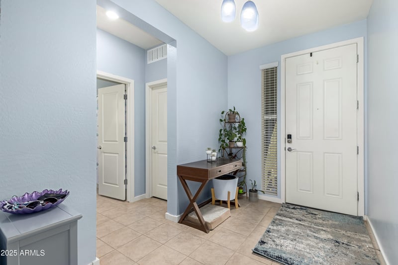 7286 Bobwhite Ct, San Tan Valley, AZ 85143