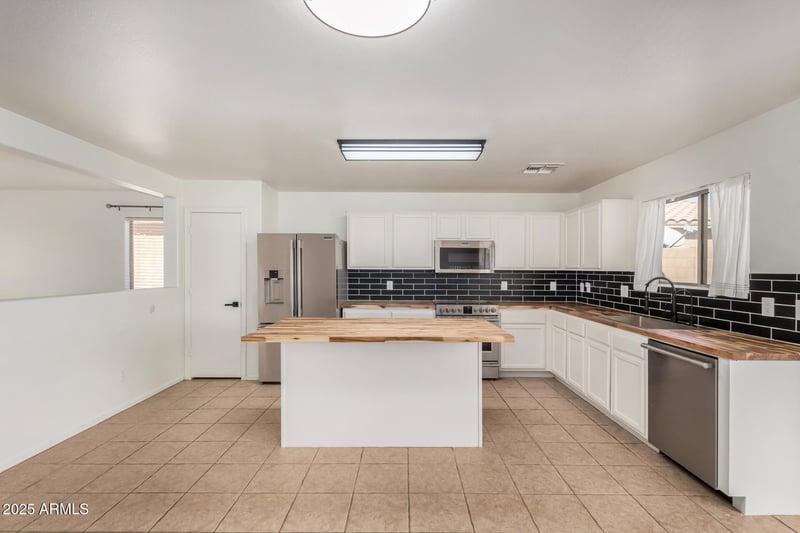 7287 Sunrise Way, Buckeye, AZ 85326