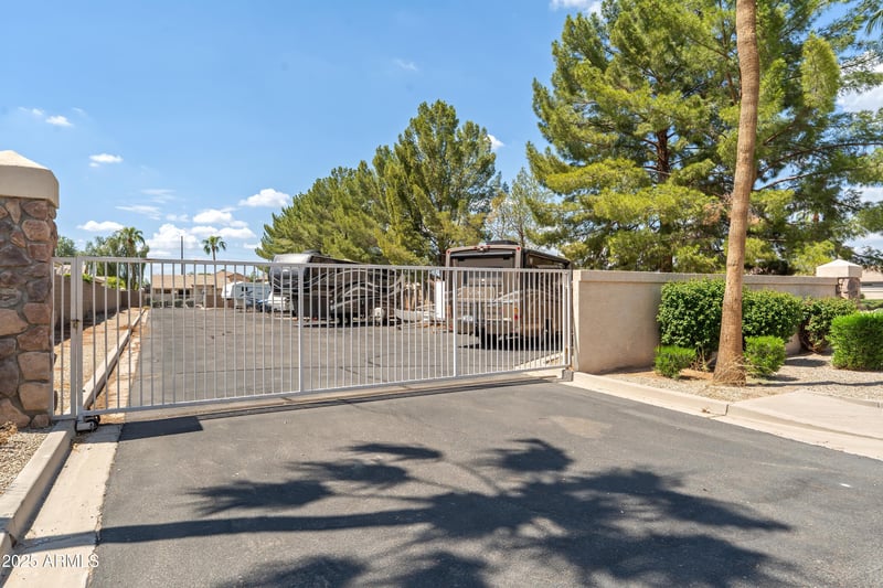 729 Bedford Dr, Chandler, AZ 85225