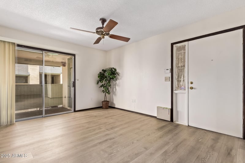 729 Coolidge St #211, Phoenix, AZ 85013