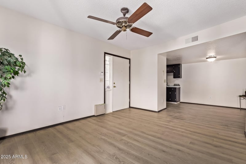 729 Coolidge St #211, Phoenix, AZ 85013