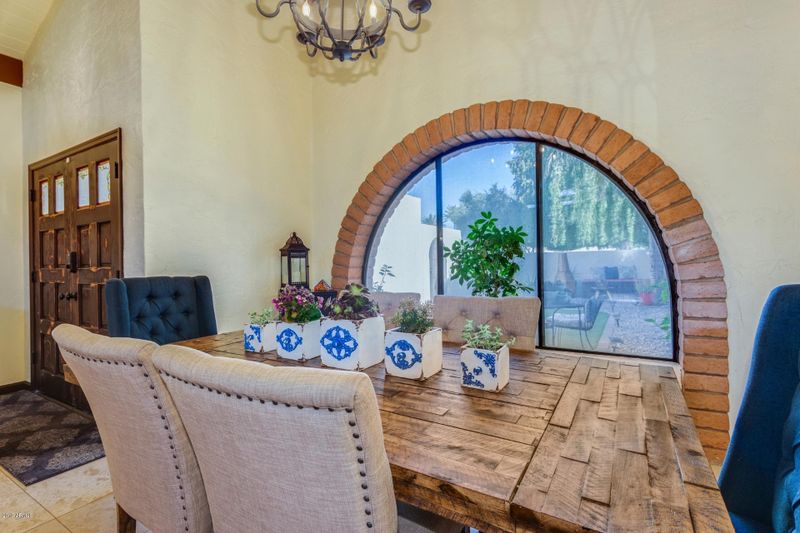 729 E Tuckey Ln, Phoenix, AZ 85014