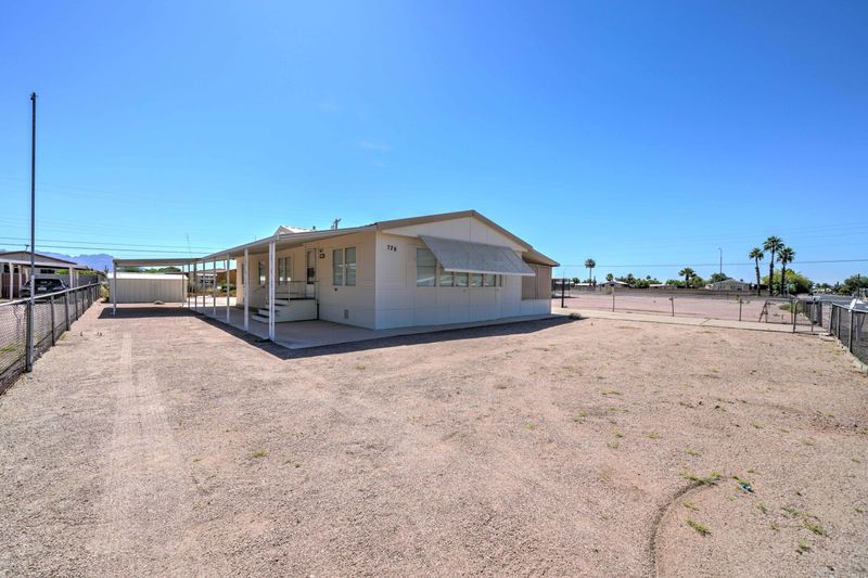 729 S Cornwall Dr, Apache Junction, AZ 85120