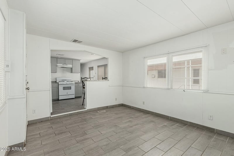 730 Country Club Dr #5, Mesa, AZ 85210