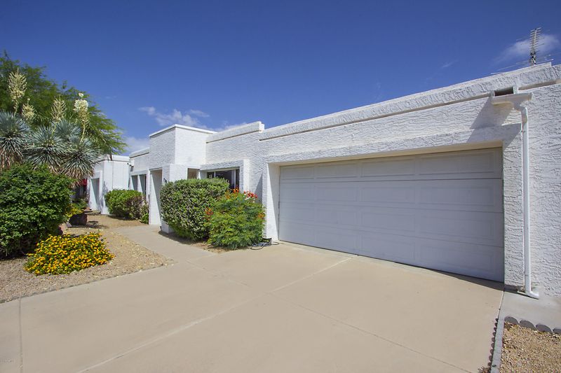 730 E Michelle Dr, Phoenix, AZ 85022
