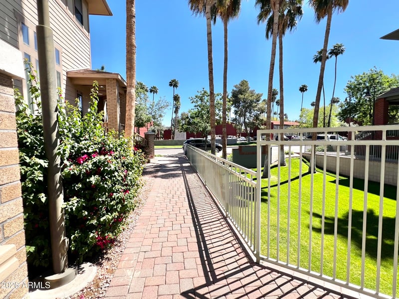 730 Beck Ave, Tempe, AZ 85281