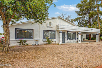 730 S Whiting Cir, Mesa, AZ 85204
