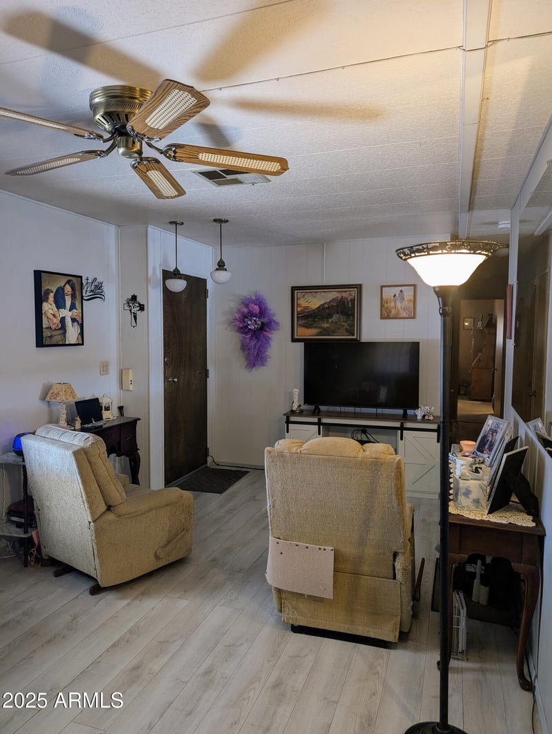 7300 51st Ave #C50, Glendale, AZ 85301