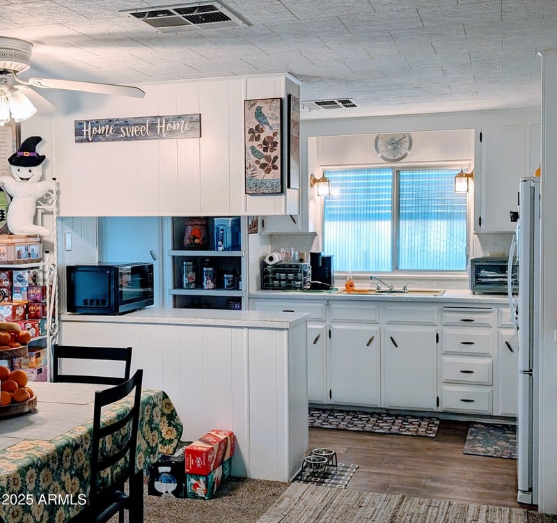7300 51st Ave #E78, Glendale, AZ 85301