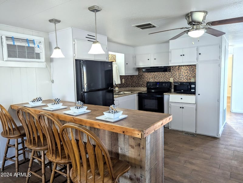 7300 51st Ave #F93, Glendale, AZ 85301