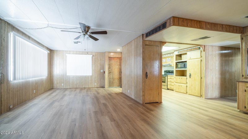 7300 51st Ave #G124, Glendale, AZ 85301