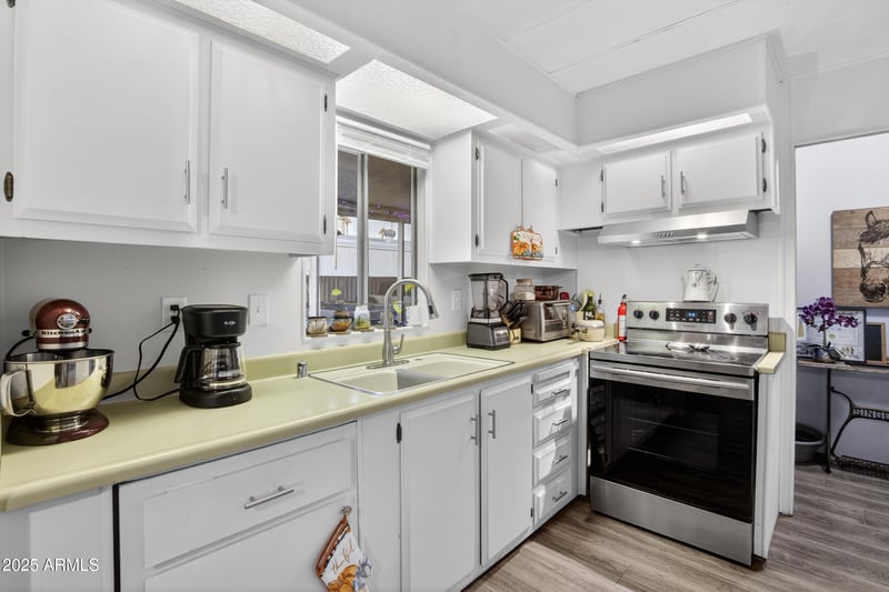 7300 51st Ave #G142, Glendale, AZ 85301