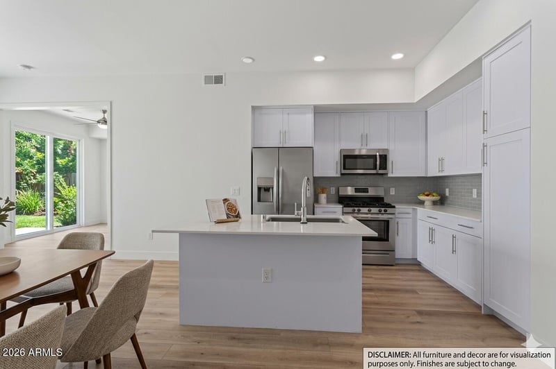 7300 E Earll Dr #1018, Scottsdale, AZ 85251
