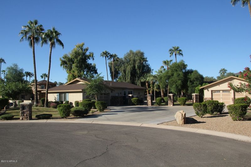 7300 E Sage Dr, Paradise Valley, AZ 85253