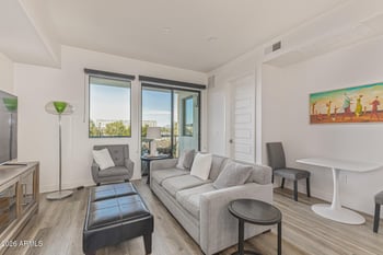 7300 Earll Dr #3020, Scottsdale, AZ 85251