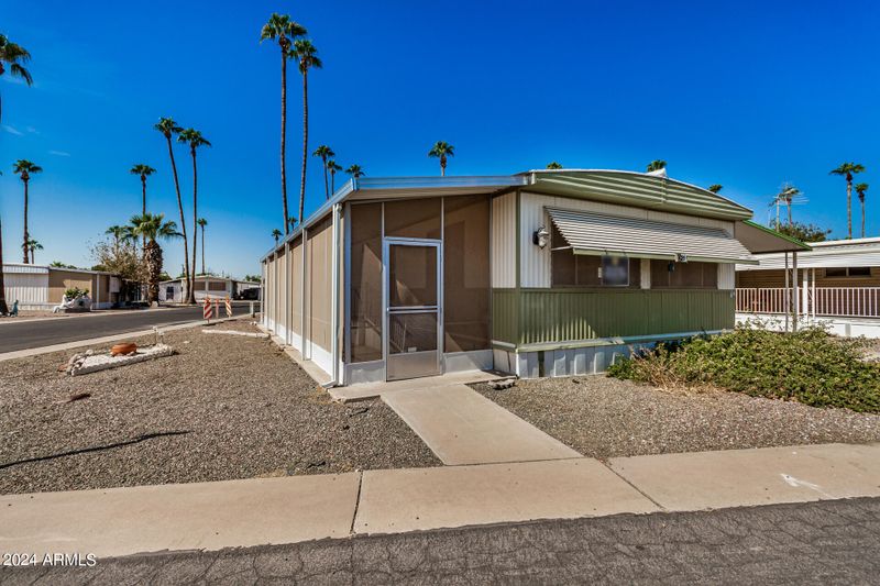 7300 N 51st Ave #E81, Glendale, AZ 85301